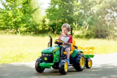 PEG PEREGO John Deere Elektrofahrzeug Mit Anhänger 12V – Bild 2